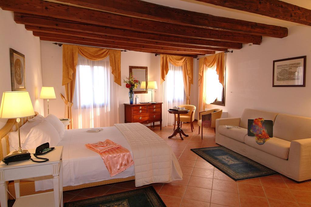 Residence Corte Grimani Venice Room photo
